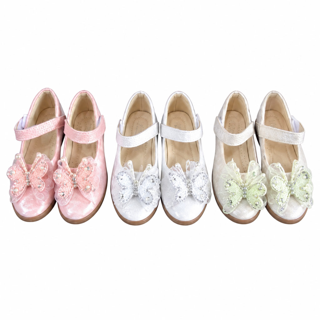 Zapato de charol para niña con flor lateral y pulsera